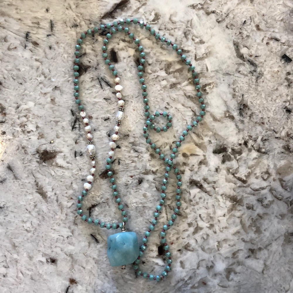 Beaded necklace with aqua stone
